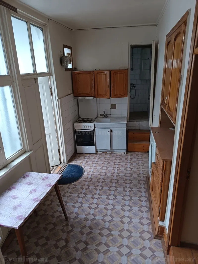 Satılır 2 otaqlı Mənzil Köhnə tikili 50 m² İçərişəhər m. - şəkil 4