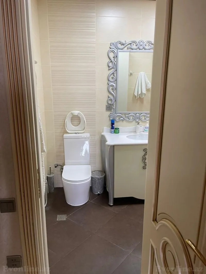 Satılır 2 otaqlı Mənzil Yeni tikili 95 m² Nəsimi r. - şəkil 14