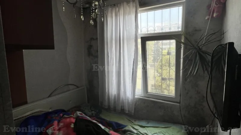 2 otaqlı Mənzil 28.4 m² 4-cü mikrorayon Satılır