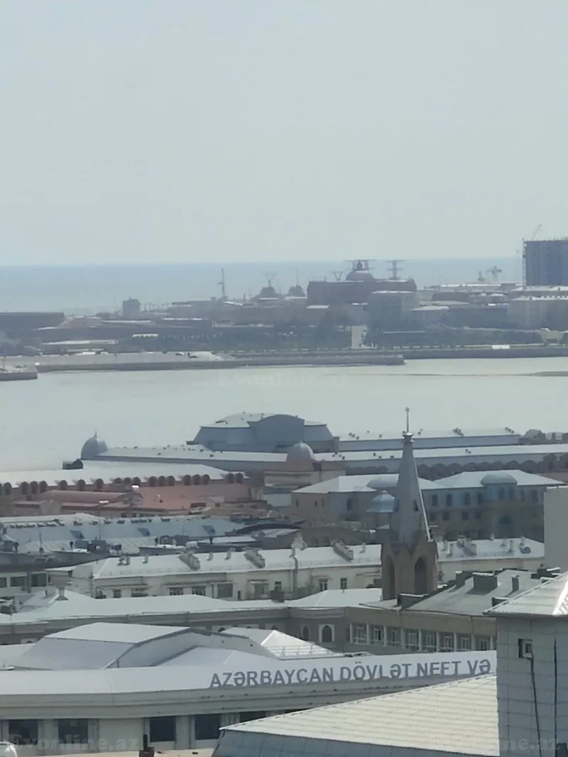 Satılır 3 otaqlı Mənzil Yeni tikili 145 m² 28 May m. - şəkil 17