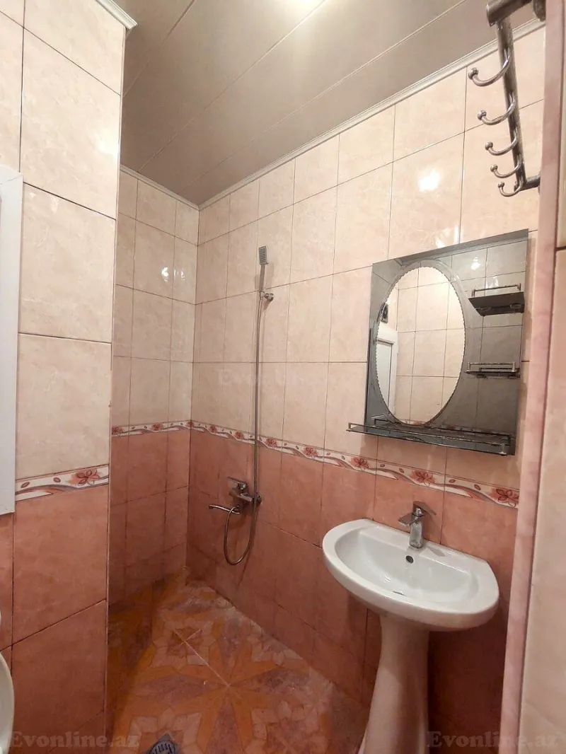 Kirayə verilir 2 otaqlı Mənzil Köhnə tikili 50 m² Gənclik m. - şəkil 18