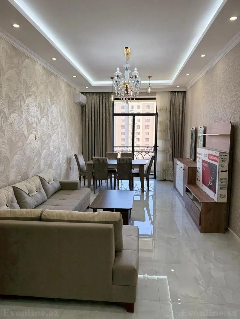 4 otaqlı Mənzil 130 m² 28 May m. Kirayə verilir