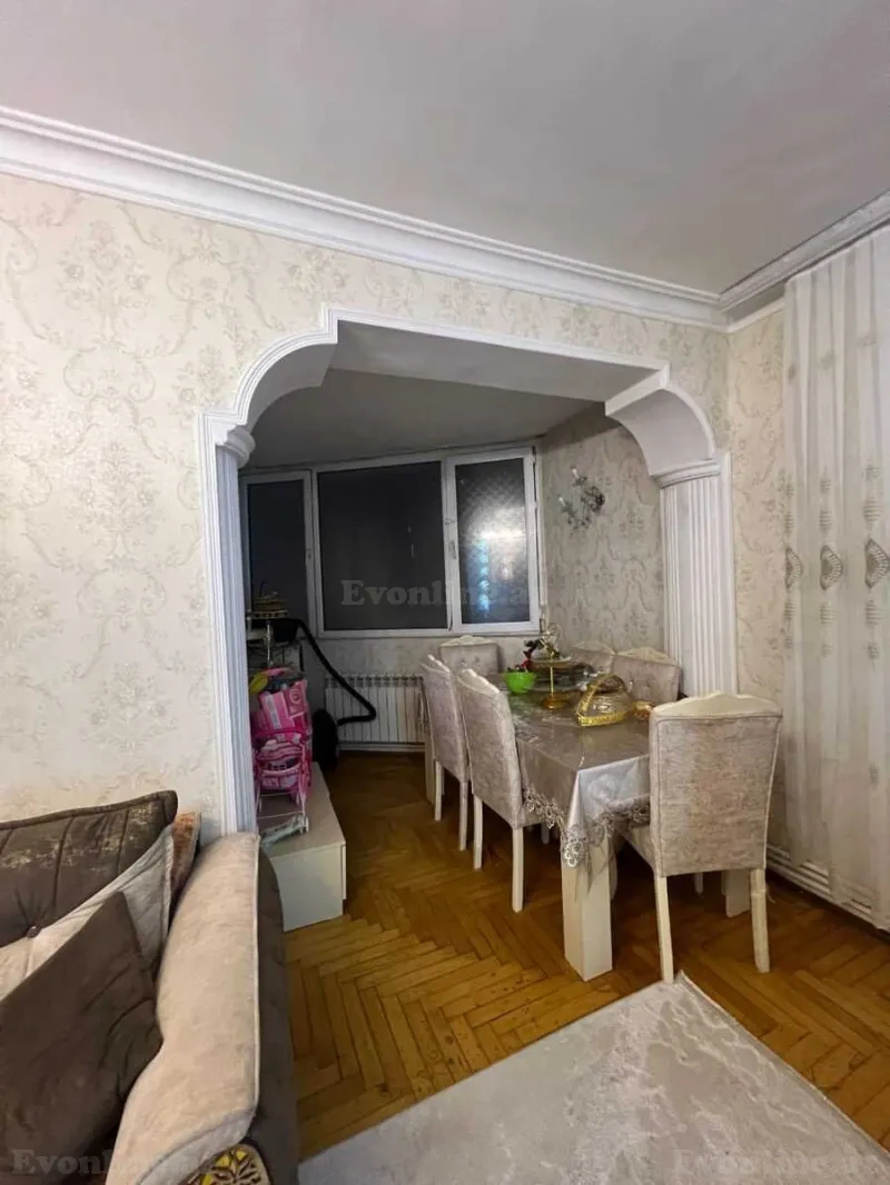 Satılır 3 otaqlı Mənzil Köhnə tikili 90 m² 20 Yanvar m. - şəkil 5