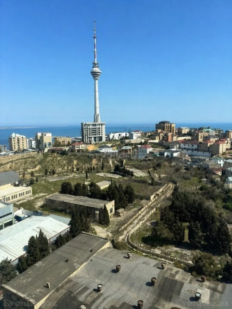 Satılır 3 otaqlı Mənzil Yeni tikili 160 m² Səbail r. - şəkil 3