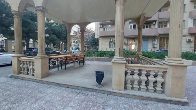 Satılır 4 otaqlı Mənzil Yeni tikili 196 m² 28 May m. - şəkil 2