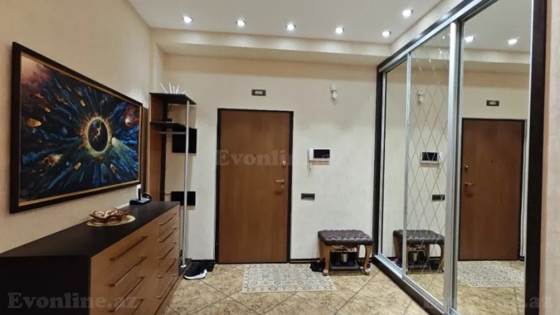 Satılır 4 otaqlı Mənzil Yeni tikili 196 m² 28 May m. - şəkil 7
