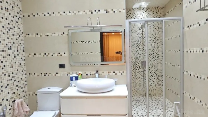 Satılır 4 otaqlı Mənzil Yeni tikili 196 m² 28 May m. - şəkil 24