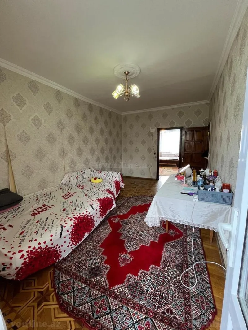 Kirayə verilir 2 otaqlı Mənzil Köhnə tikili 70 m² 3-cü mikrorayon