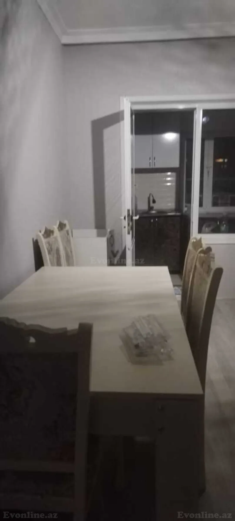 Kirayə verilir 2 otaqlı Mənzil Köhnə tikili 50 m² Xırdalan