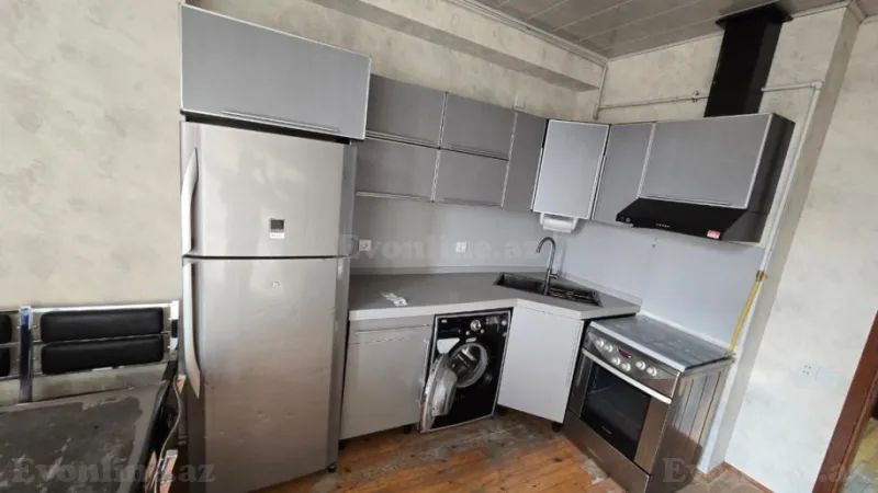 Kirayə verilir 2 otaqlı Mənzil Yeni tikili 85 m² Neftçilər m. - şəkil 3