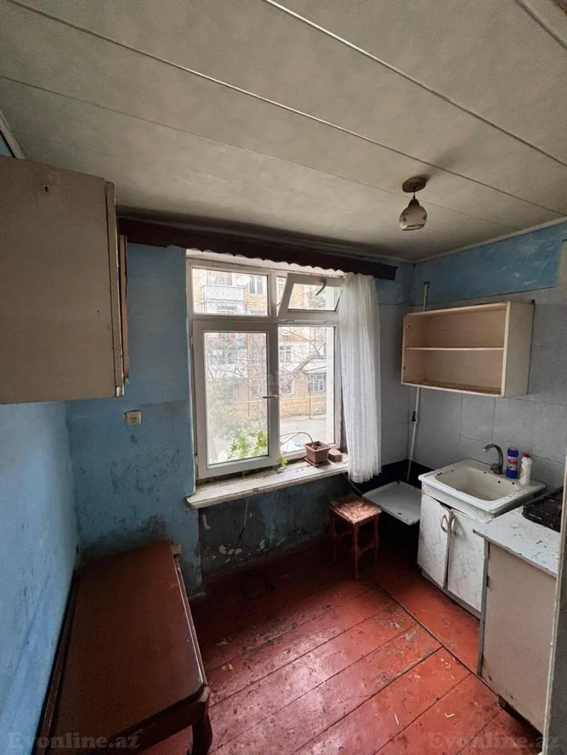 Satılır 3 otaqlı Mənzil Köhnə tikili 75 m² Əmircan - şəkil 3