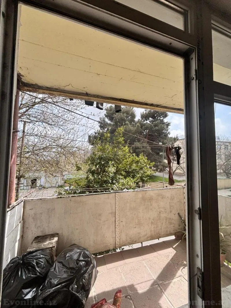 Satılır 3 otaqlı Mənzil Köhnə tikili 75 m² Əmircan - şəkil 6