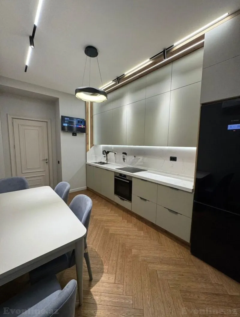 Satılır 3 otaqlı Mənzil Yeni tikili 120 m² Elmlər Akademiyası m. - şəkil 6