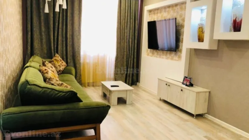 3 otaqlı Mənzil 120 m² Yeni Yasamal Kirayə verilir