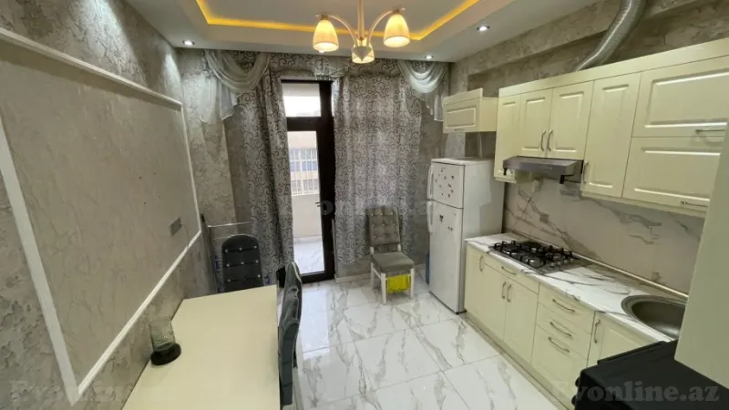 Kirayə verilir 2 otaqlı Mənzil Yeni tikili 80 m² Nəsimi r. - şəkil 6