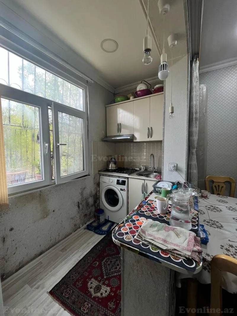 Satılır 2 otaqlı Mənzil Köhnə tikili 38 m² 4-cü mikrorayon - şəkil 3