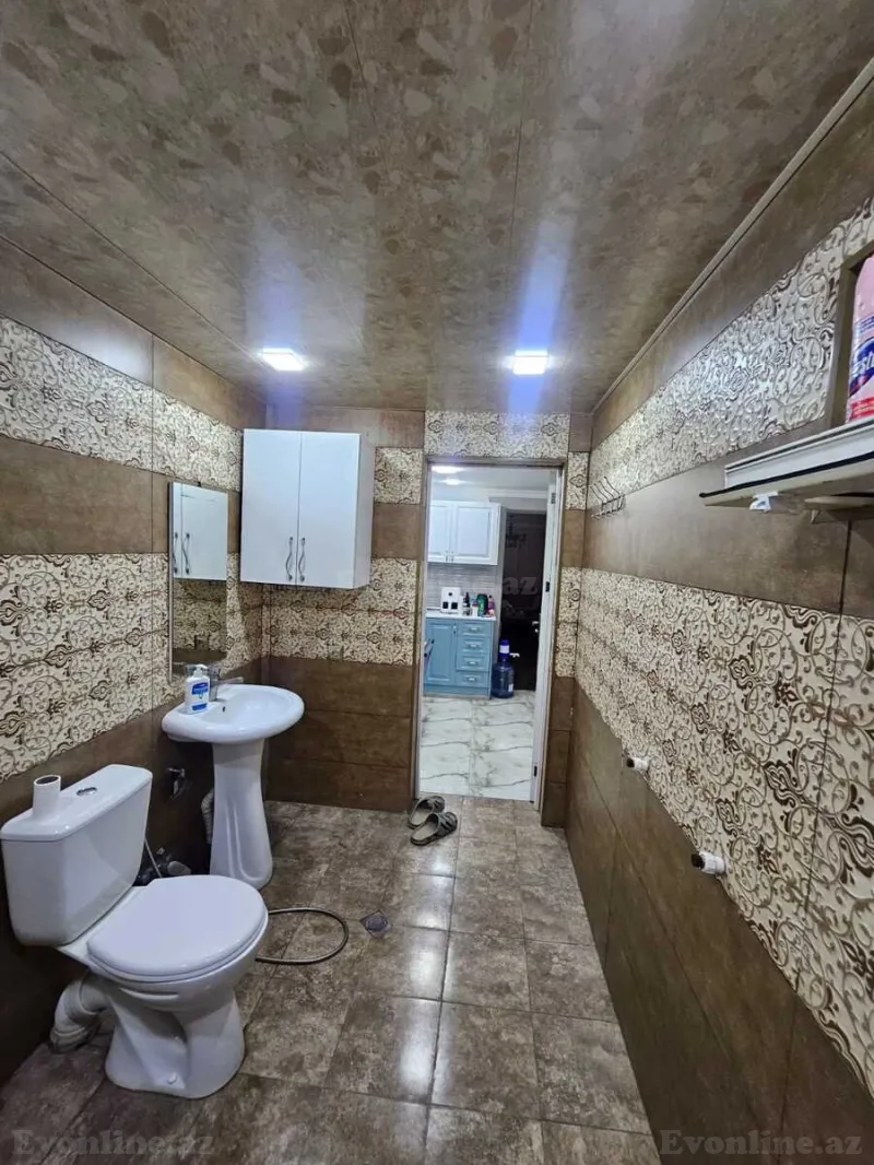 Satılır 2 otaqlı Mənzil Köhnə tikili 70 m² İnşaatçılar m. - şəkil 8