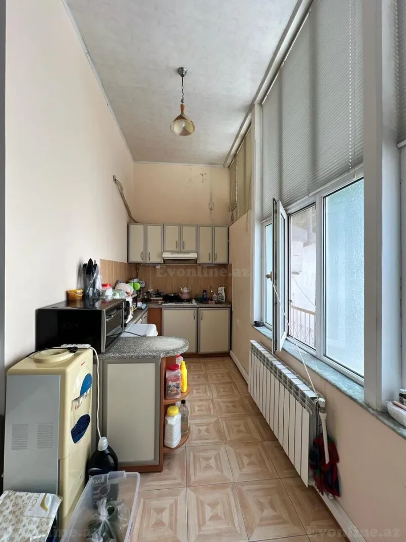 Kirayə verilir 3 otaqlı Mənzil Köhnə tikili 110 m² Bayıl - şəkil 4