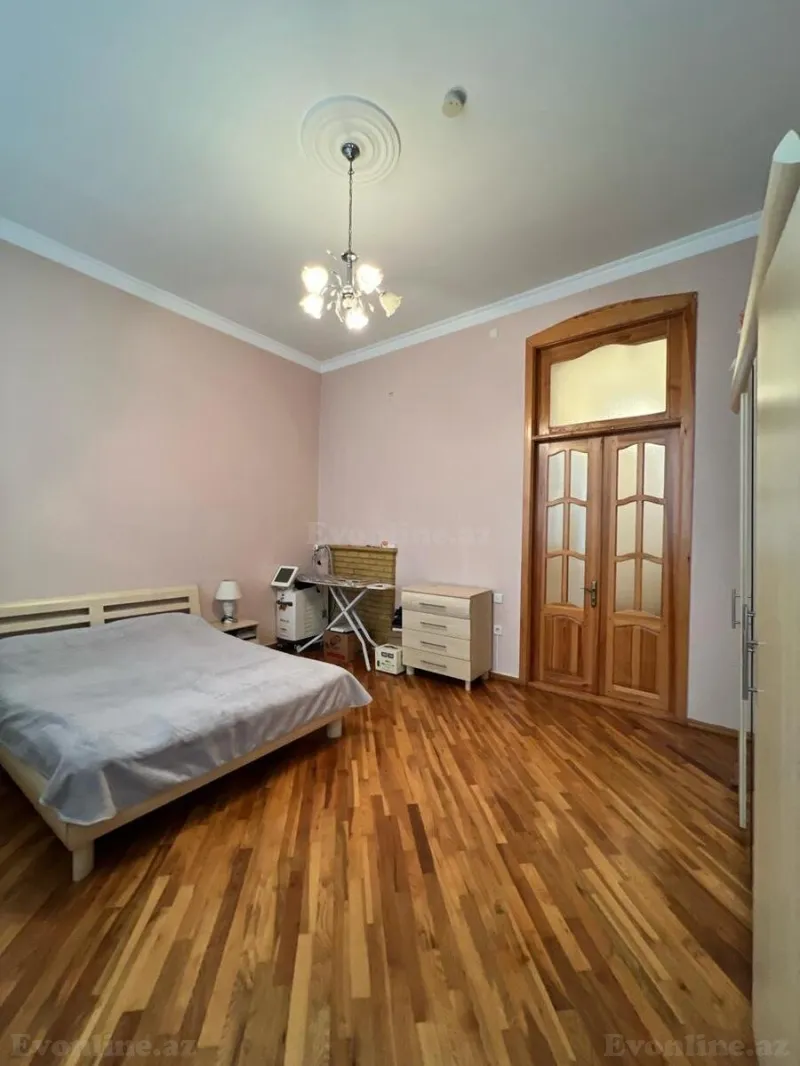Kirayə verilir 3 otaqlı Mənzil Köhnə tikili 110 m² Bayıl - şəkil 6