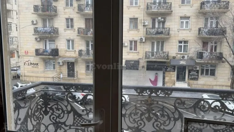 2 otaqlı Mənzil 66 m² Xətai m. Satılır