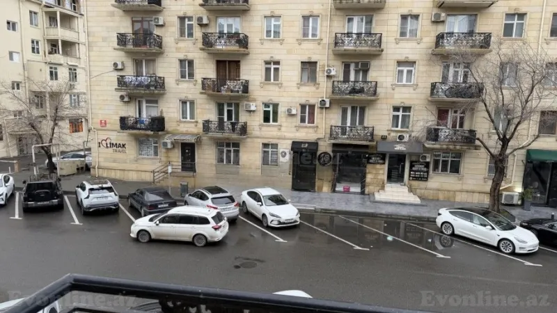 Satılır 2 otaqlı Mənzil Köhnə tikili 66 m² Xətai m. - şəkil 2