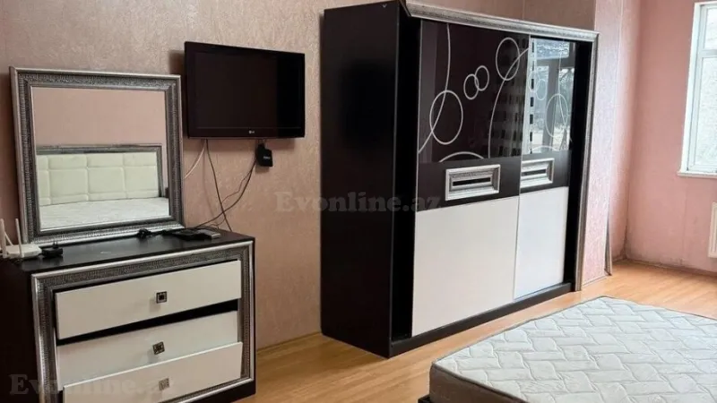 Satılır 2 otaqlı Mənzil Köhnə tikili 66 m² Xətai m. - şəkil 23