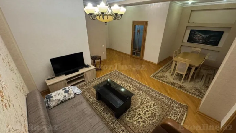 3 otaqlı Mənzil 110 m² Xətai m. Kirayə verilir