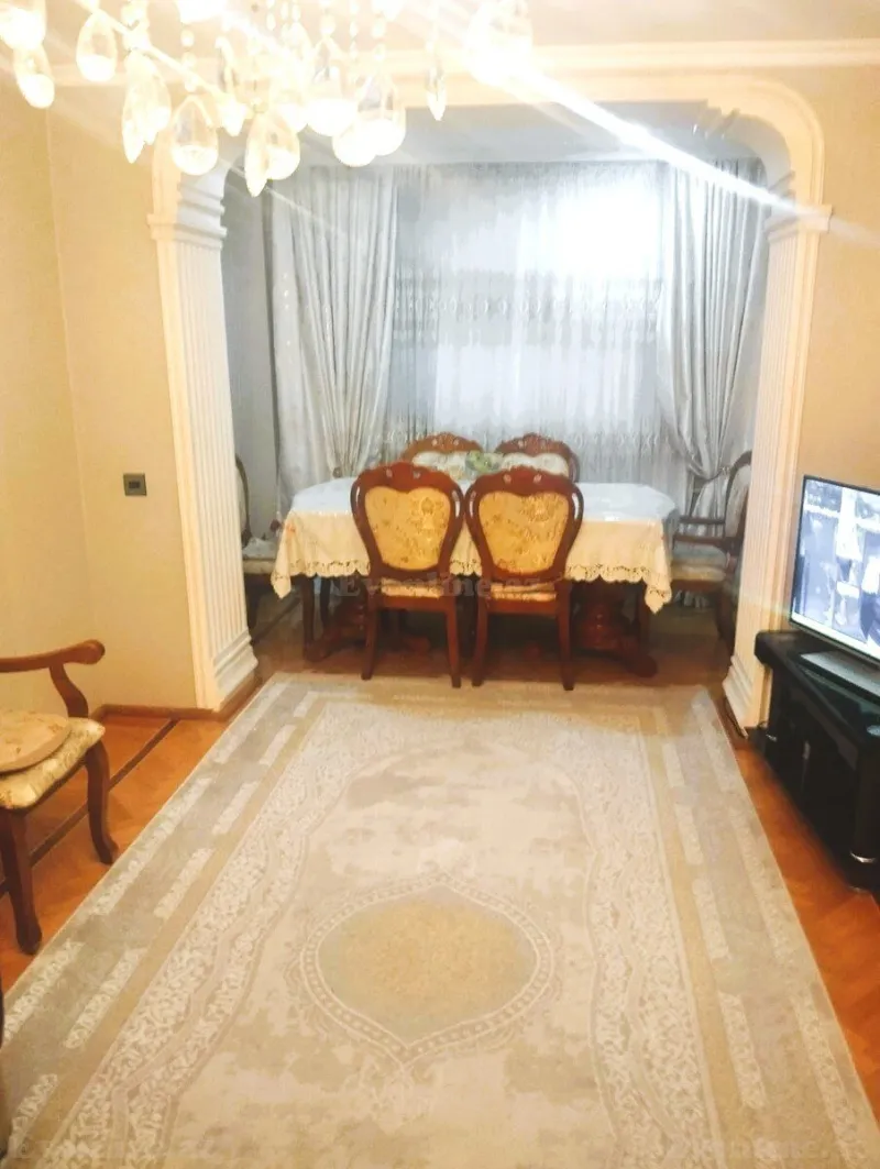 3 otaqlı Mənzil 75 m² Yasamal Satılır