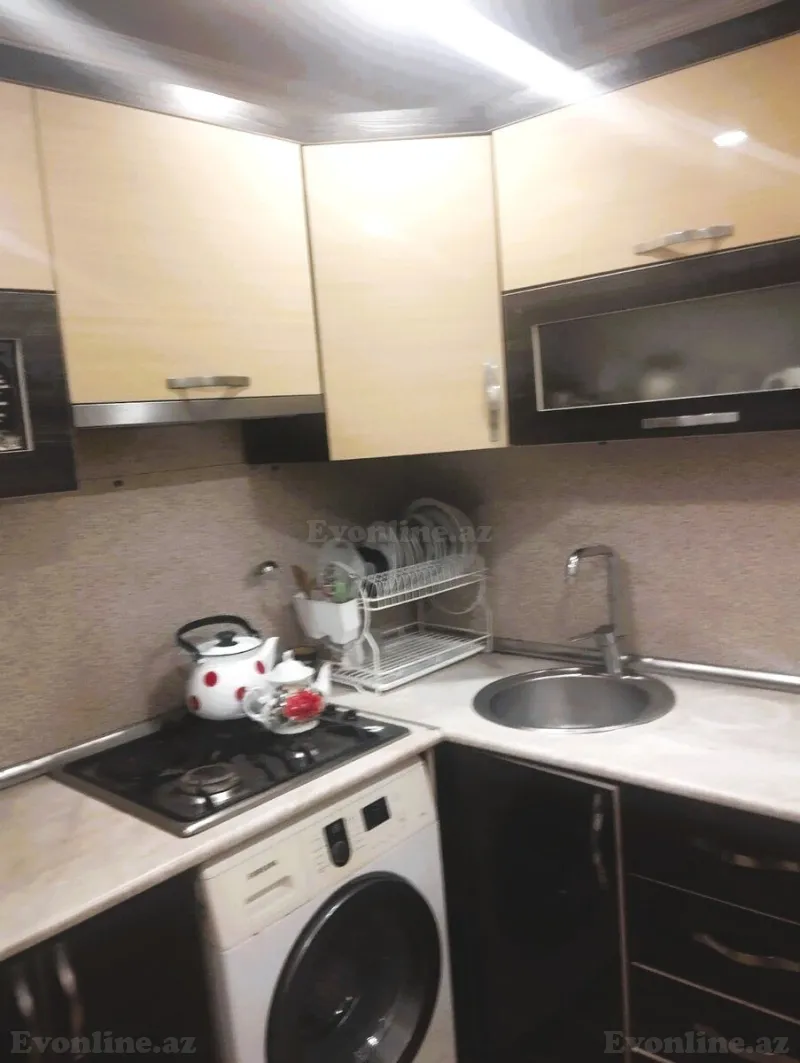 Satılır 3 otaqlı Mənzil Köhnə tikili 75 m² Yasamal - şəkil 5