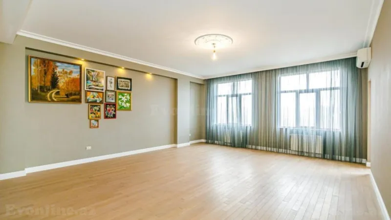 3 otaqlı Mənzil 153 m² Nizami m. Satılır