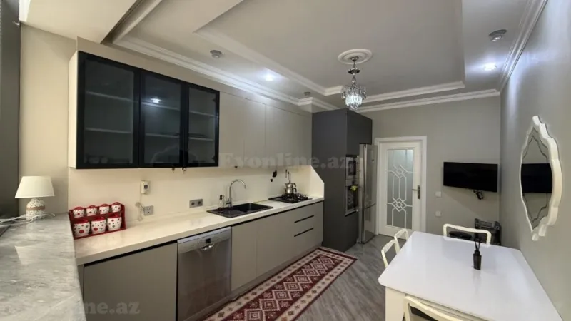 Kirayə verilir 2 otaqlı Mənzil Yeni tikili 90 m² Xətai m. - şəkil 12