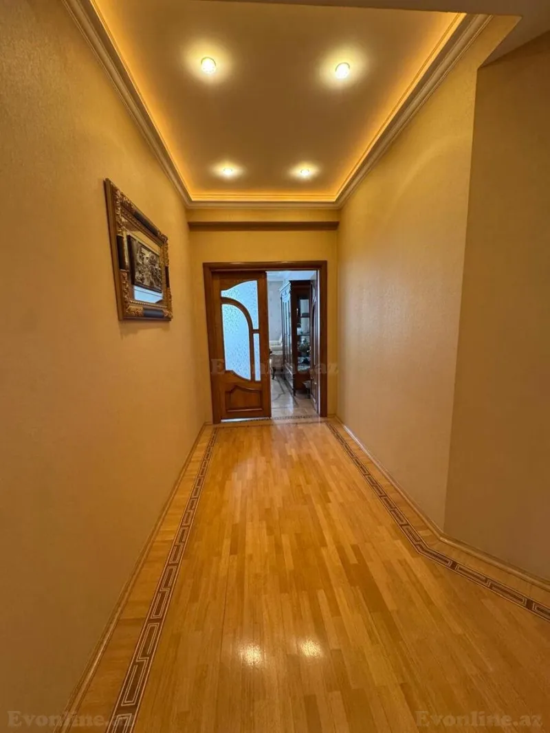 Satılır 4 otaqlı Mənzil Yeni tikili 181 m² Elmlər Akademiyası m. - şəkil 10