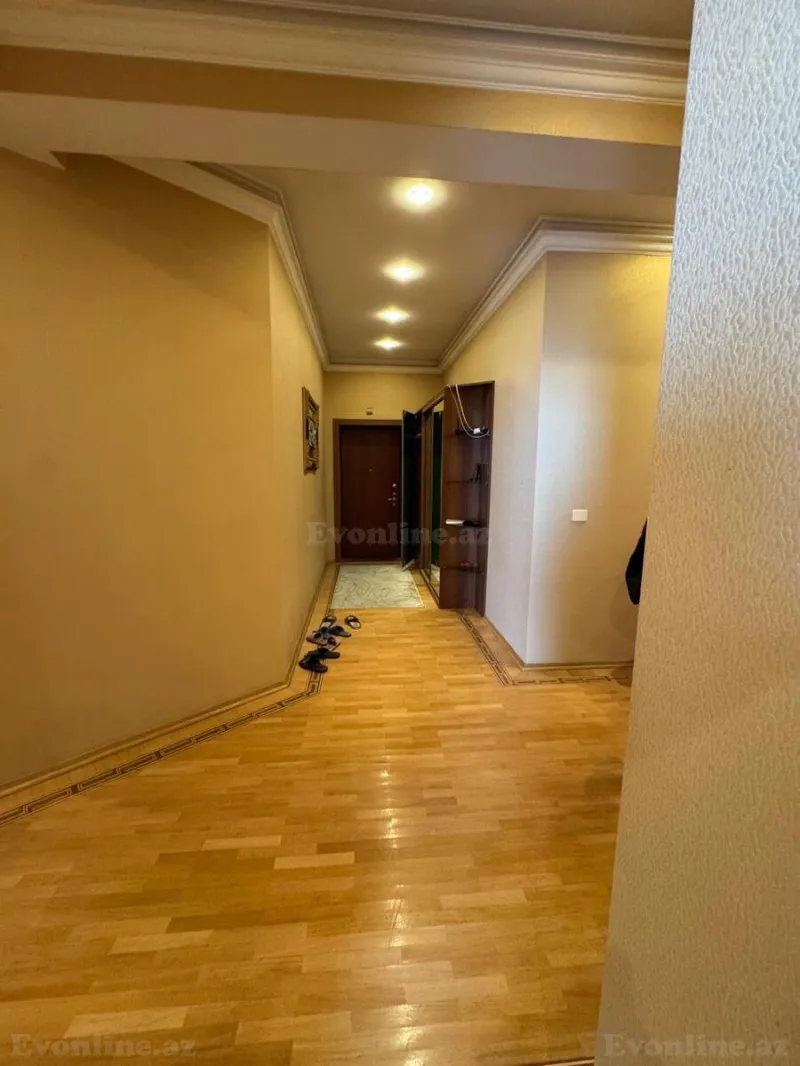 Satılır 4 otaqlı Mənzil Yeni tikili 181 m² Elmlər Akademiyası m. - şəkil 11