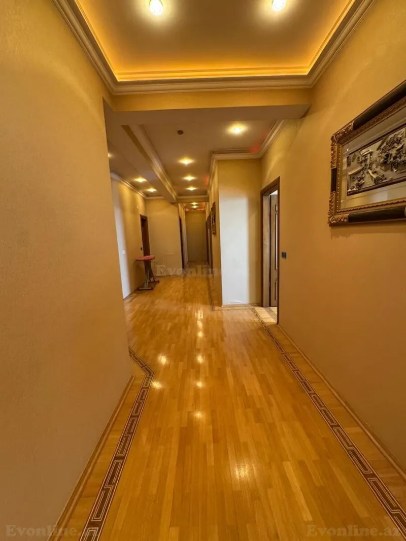 Satılır 4 otaqlı Mənzil Yeni tikili 181 m² Elmlər Akademiyası m. - şəkil 19