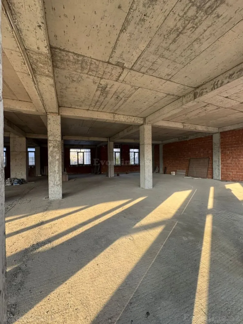 Satılır Obyekt 415 m² Nizami m. - şəkil 2