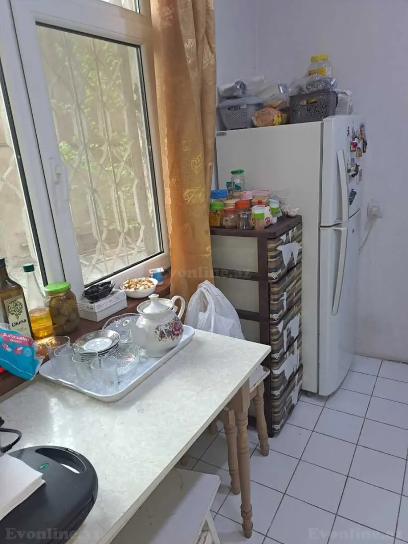 Satılır 2 otaqlı Mənzil Köhnə tikili 75 m² Yeni Yasamal - şəkil 10