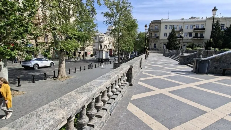 2 otaqlı Mənzil 45 m² Sahil m. Kirayə verilir