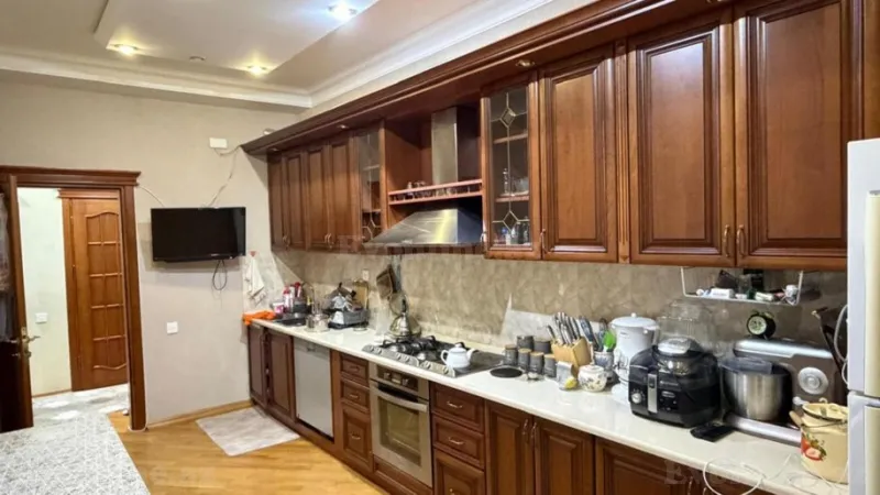 Satılır 3 otaqlı Mənzil Yeni tikili 135 m² Nizami m. - şəkil 4