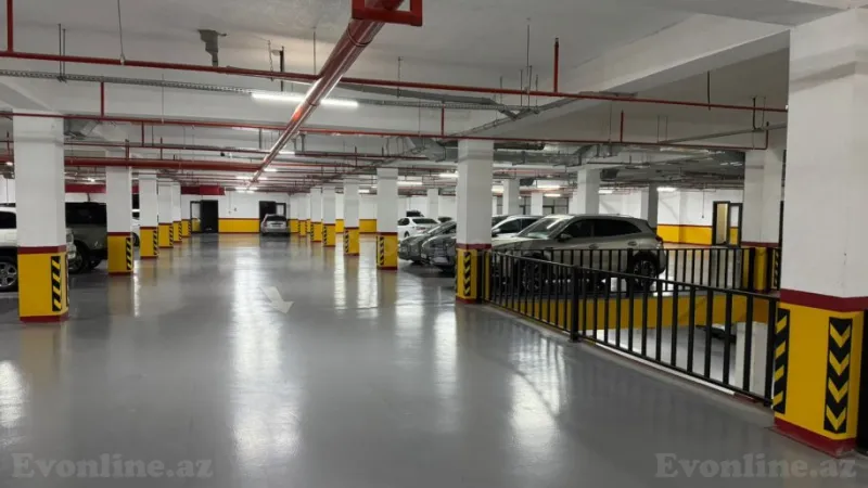 Kirayə verilir 3 otaqlı Mənzil Yeni tikili 130 m² 28 May m. - şəkil 18