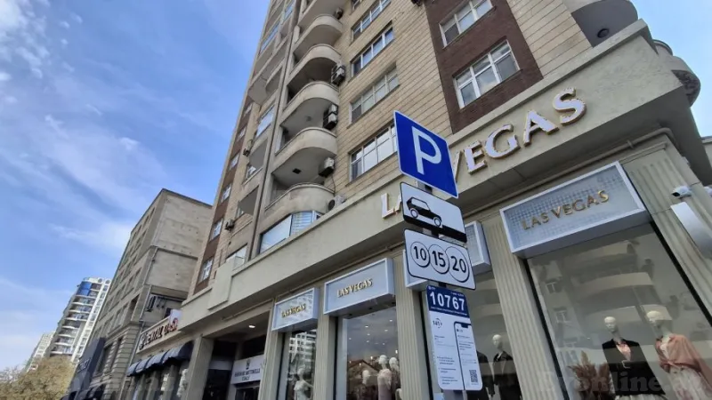 Satılır 4 otaqlı Mənzil Yeni tikili 188.6 m² Elmlər Akademiyası m. - şəkil 4