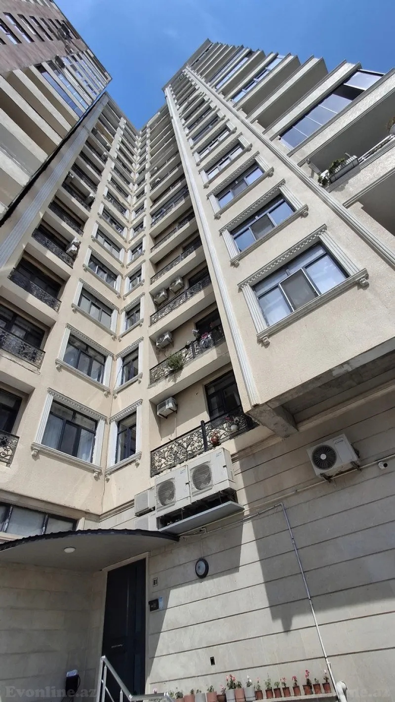Satılır 4 otaqlı Mənzil Yeni tikili 188.6 m² Elmlər Akademiyası m. - şəkil 7