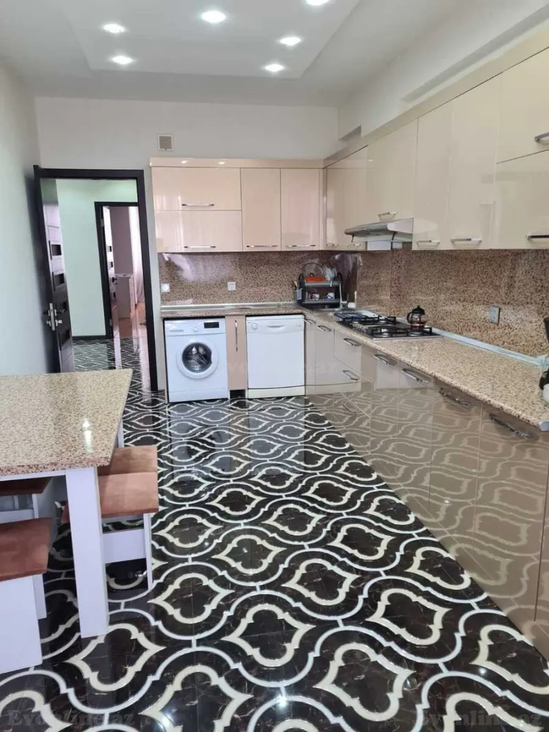 Satılır 3 otaqlı Mənzil Yeni tikili 136 m² Badamdar - şəkil 16