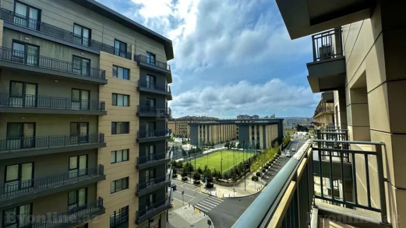 3 otaqlı Mənzil 120 m² Xətai r. Satılır