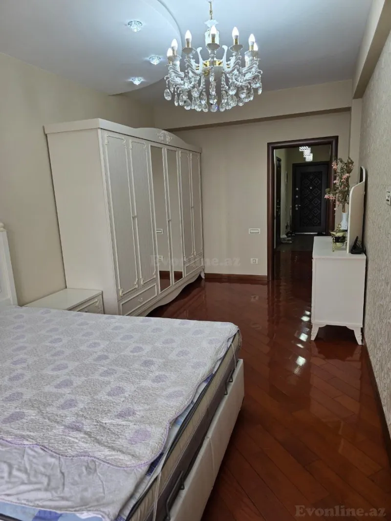 Satılır 3 otaqlı Mənzil Yeni tikili 150 m² Nəsimi r. - şəkil 8