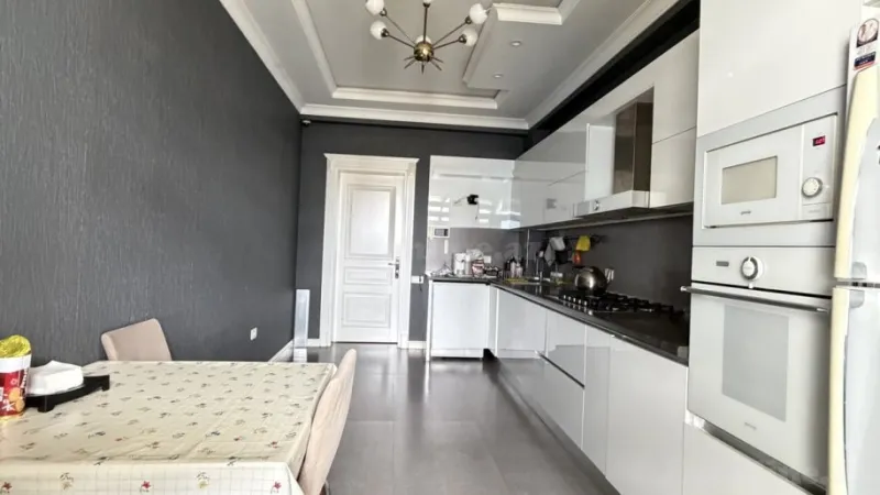 Satılır 5 otaqlı Mənzil Yeni tikili 300 m² Nizami m. - şəkil 13