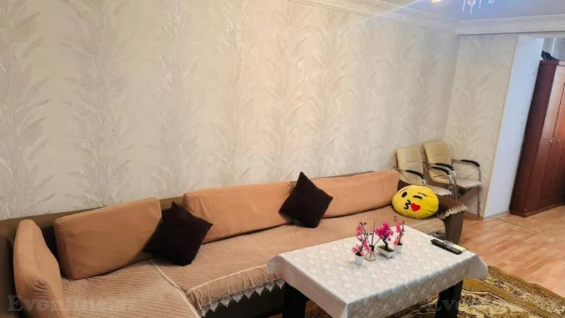 Satılır 2 otaqlı Mənzil Köhnə tikili 35 m² Yasamal - şəkil 2