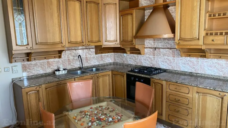 Kirayə verilir 7 otaqlı Mənzil Yeni tikili 400 m² İçərişəhər m. - şəkil 3