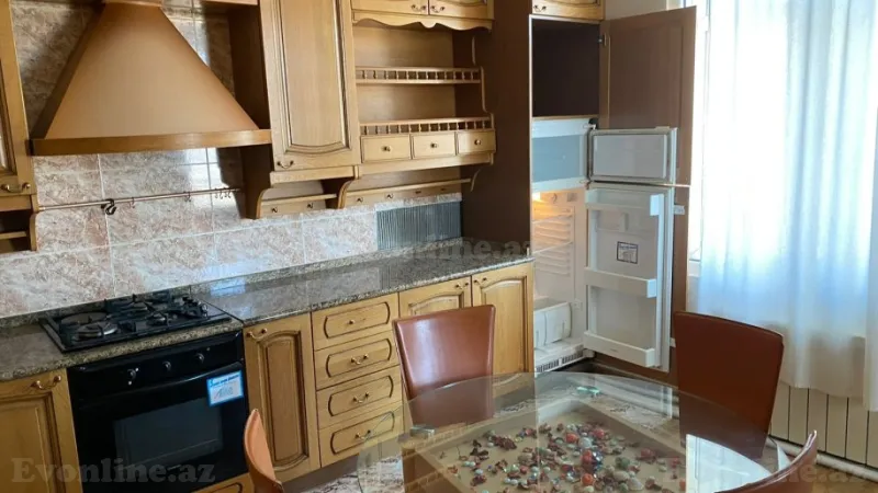 Kirayə verilir 7 otaqlı Mənzil Yeni tikili 400 m² İçərişəhər m. - şəkil 4