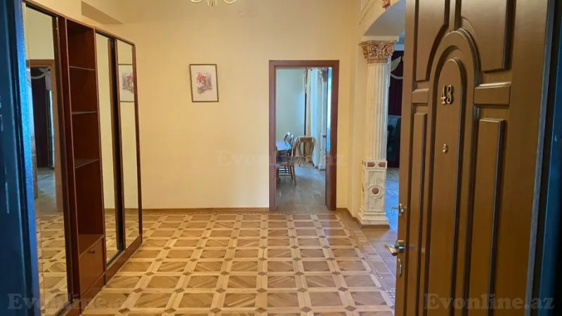 Kirayə verilir 7 otaqlı Mənzil Yeni tikili 400 m² İçərişəhər m. - şəkil 15