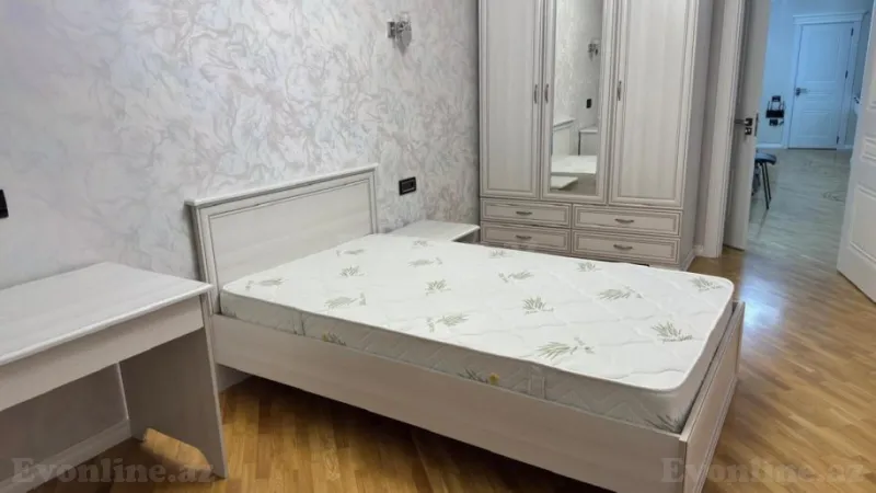 Kirayə verilir 3 otaqlı Mənzil Yeni tikili 142 m² Xətai m. - şəkil 9